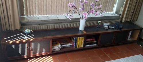 Handgemaakte lage houten kast, Huis en Inrichting, Kasten | Dressoirs, Gebruikt, 200 cm of meer, 25 tot 50 cm, Met deur(en), Ophalen
