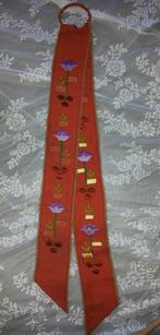 Retro / Vintage wandhanger Oranje met bloemen geborduurd, Ophalen of Verzenden, Huis en Inrichting