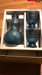 Vintage blauwe glaasjes uit Japan sake set? Kamay, Huis en Inrichting, Keuken | Servies, Gebruikt, Ophalen of Verzenden