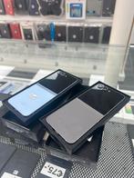Samsung Galaxy Z Flip 6 12GB | 256GB met 3 maand garantie, Blauw, Touchscreen, Ophalen of Verzenden, Zo goed als nieuw