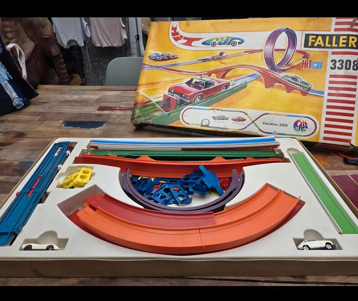 Vintage Faller Hitcar 3308 + 2x autootje Racebaan, Kinderen en Baby's, Speelgoed | Racebanen, Gebruikt, Racebaan, Opwindmechanisme