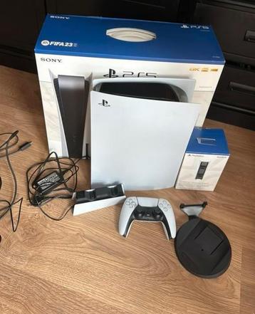 Playstation 5 disc + controller + dualsense lader + houder beschikbaar voor biedingen