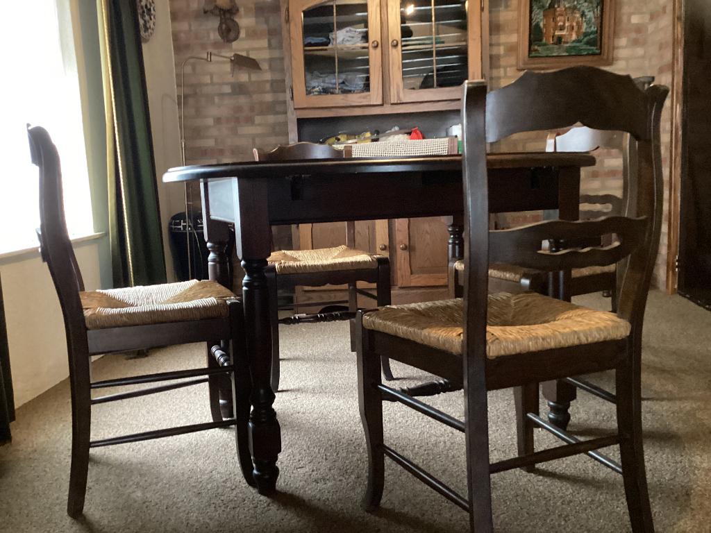 Vintage Tafel met 4 stoelen, Ophalen