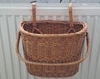 Rieten mandje, Huis en Inrichting, Woonaccessoires | Schalen en Manden, Mand, Ophalen of Verzenden, Zo goed als nieuw, Riet