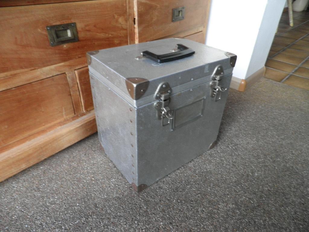 klassieke veiligheidskoffer alu, Gebruikt, Bak of Kist, Minder dan 50 cm, Ophalen of Verzenden