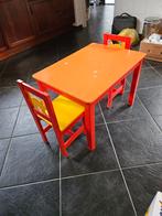 Te koop kindertafel met 2 stoeltjes., Kinderen en Baby's, Kinderkamer | Tafels en Stoelen, Ophalen, Zo goed als nieuw, Tafel(s) en Stoel(en)
