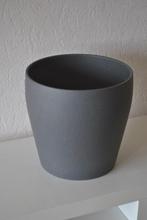 Bloempot, 26 cm hoog, diameter 27 cm, Ophalen of Verzenden, Gebruikt, 25 tot 40 cm, Minder dan 40 cm