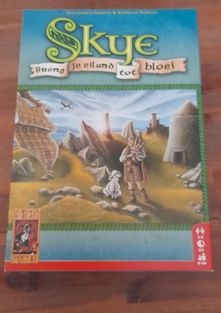 Skye breng je eiland tot bloei, Hobby en Vrije tijd, Gezelschapsspellen | Bordspellen, Zo goed als nieuw, Ophalen of Verzenden