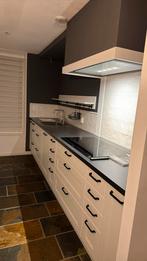 Keuken incl. Koelkast, Vaatwasser, Oven, Kookplaat/Afzuig, Ophalen, Wit, Dubbelwandige keuken, Zo goed als nieuw