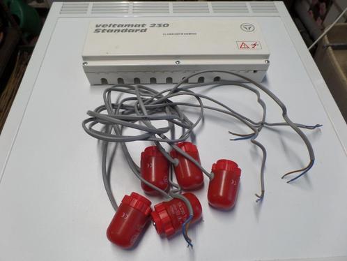 Vloerverwarming, VELTA, (#8319), Std, Verdeelblokcontroller, Doe-het-zelf en Verbouw, Verwarming en Radiatoren, Gebruikt, Overige typen
