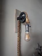 Industriële lamp 2 stuks, Huis en Inrichting, Lampen | Wandlampen, Ophalen, Zo goed als nieuw