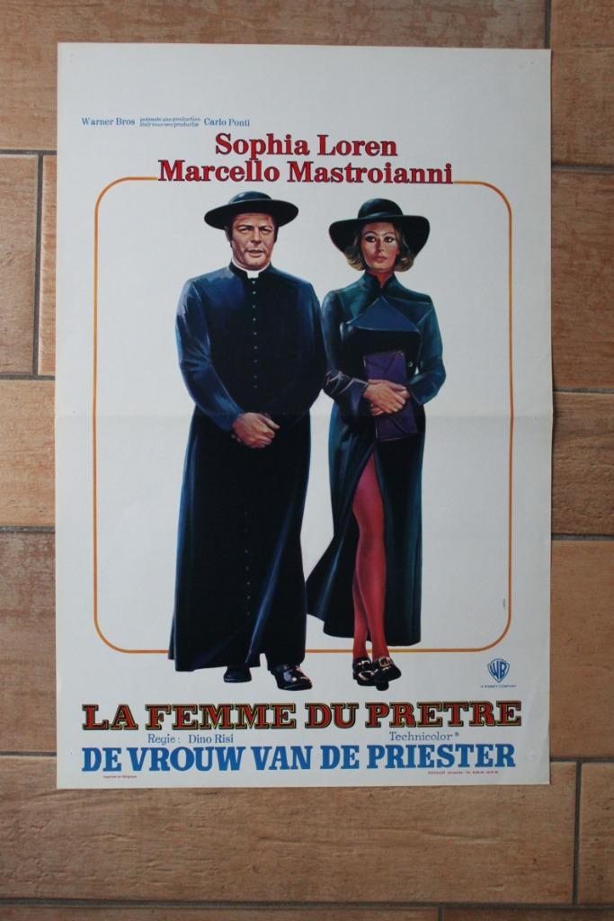 filmaffiche Sophia Loren La moglie del prete filmposter, Verzamelen, Posters, Zo goed als nieuw, Film en Tv, A1 t/m A3, Rechthoekig Staand