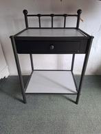 Nachtkastje metaal, Huis en Inrichting, Slaapkamer | Nachtkastjes, Ophalen, Gebruikt, Minder dan 45 cm, Metaal of Aluminium