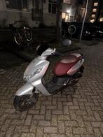 Peugeot Kisbee 2017, Ophalen of Verzenden, Zo goed als nieuw, Benzine, Peugeot