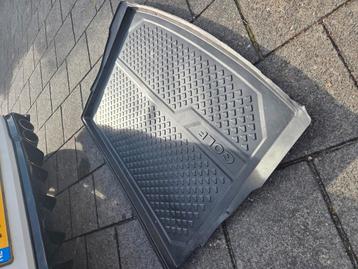Kofferbakmat rubber volkswagen golf 7 en 7.5 hatchback beschikbaar voor biedingen
