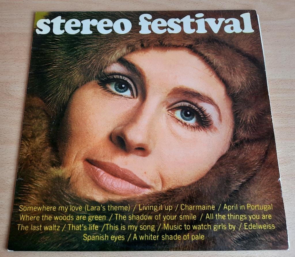Stereo Festival met o.a Bert Kaempfert And His Orchestra, Ophalen of Verzenden, Zo goed als nieuw, 12 inch
