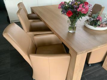 Eetkamer set: Tafel + 6 Relax Stoelen beschikbaar voor biedingen