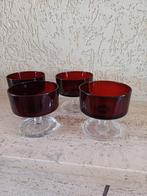 Donkerrode dessert coupes, Ophalen of Verzenden