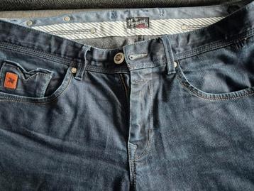 Vanguard jeans maat 34x30, in een antracietgrijs kleur beschikbaar voor biedingen