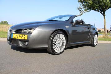 Alfa Romeo Spider 2.2 JTS Airco, Cabrio ,APK 26-04-2026 beschikbaar voor biedingen