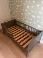 Peuterbed Petite Amelie, evt met goed matras, Ophalen, Gebruikt, 70 tot 85 cm, 140 tot 160 cm
