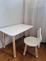 Peuter tafel + stoeltje – massief hout, Kinderen en Baby's, Kinderkamer | Tafels en Stoelen, Ophalen of Verzenden, Gebruikt, Tafel(s) en Stoel(en)