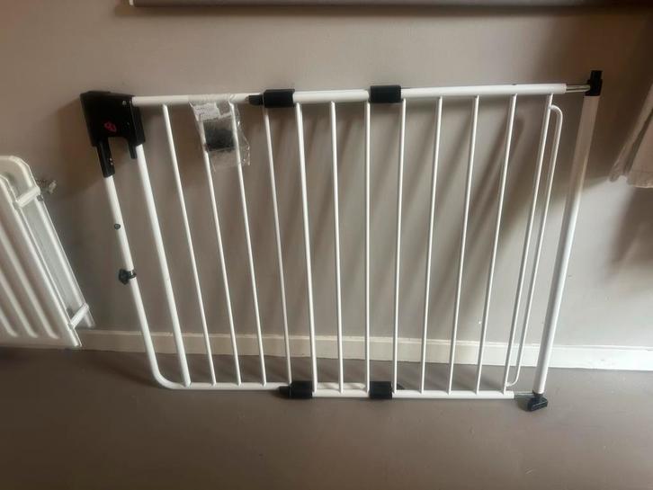 Traphekje A3 met nieuw bevestigingsmateriaal, Kinderen en Baby's, Traphekjes, Zo goed als nieuw, Schroefhekje, Metaal of IJzer