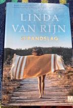 Linda van Rijn strandslag thriller boek, Ophalen of Verzenden, Zo goed als nieuw, Nederland