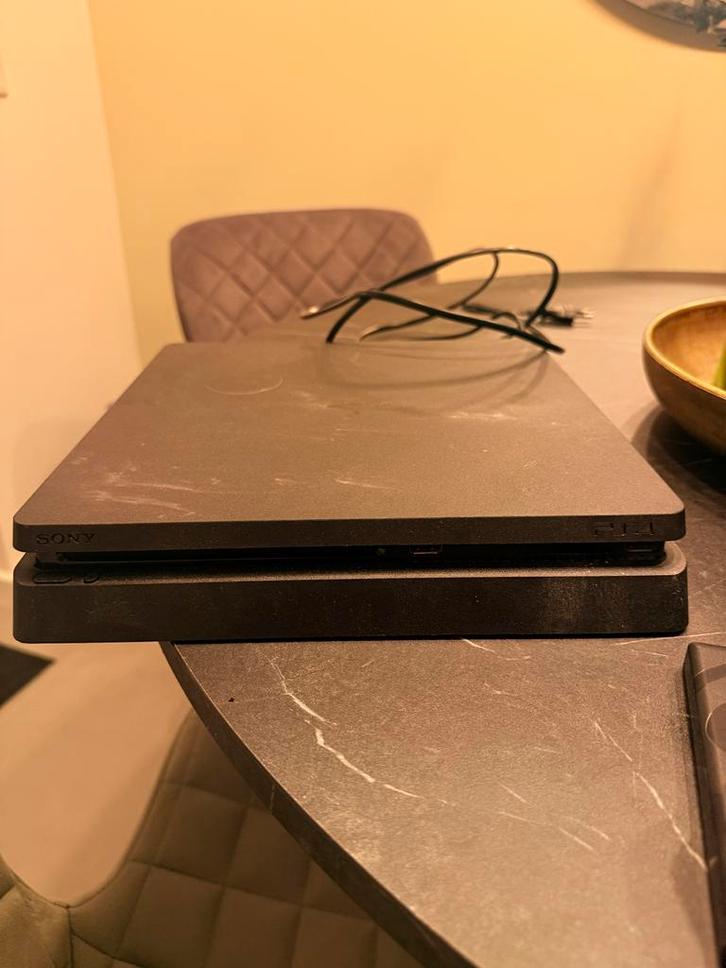 PS4 met 2 controllers, games & externe HDD, Spelcomputers en Games, Spelcomputers | Sony PlayStation 4, Gebruikt, Original, 500 GB