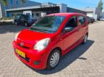Daihatsu Cuore 1.0 5D 2012 Rood, Auto's, Daihatsu, Voorwielaandrijving, 600 kg, 4 stoelen, Origineel Nederlands