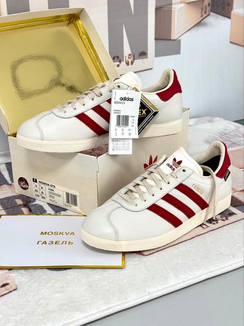 ADIDAS MOSKVA GTX Gazelle - Zeldzaam 42 2/3 Sneakers NIEUW, Kleding | Heren, Schoenen, Nieuw, Sneakers of Gympen, Wit, Ophalen of Verzenden