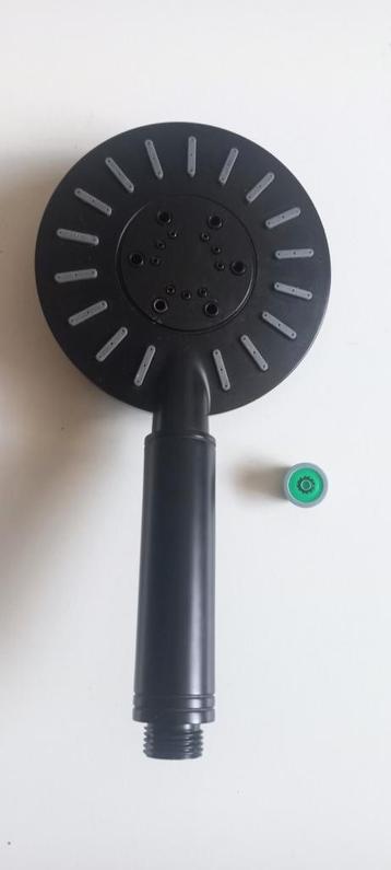 Douchekop zwart beschikbaar voor biedingen