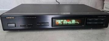 ONKYO T-403 Tuner  beschikbaar voor biedingen