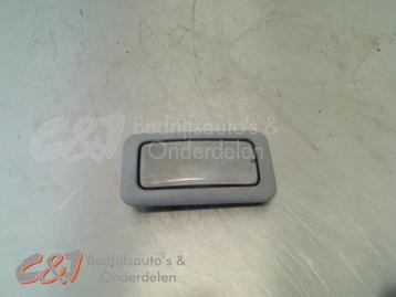 Binnenverlichting voor van een Opel Vivaro beschikbaar voor biedingen