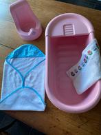 Poppen Badset: Badje, Potje met toiletrol, Handdoek, Badcape, Ophalen of Verzenden, Gebruikt