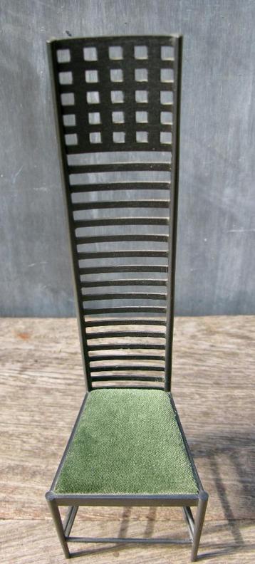 VITRA MINIATUUR "HILL HOUSE 1" MACKINTOSH beschikbaar voor biedingen