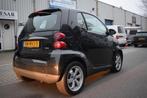 Smart Fortwo coupé 1.0 mhd AUTOMAAT / PANO / DEALER ONDERHO, Automaat, Euro 5, Zwart, 17 €/maand