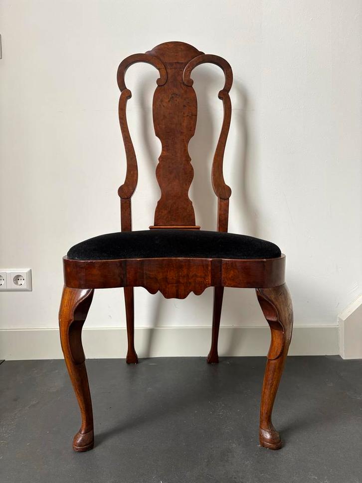 4 Antieke Queen Ann Stoelen, Antiek en Kunst, Antiek | Meubels | Stoelen en Banken, Ophalen