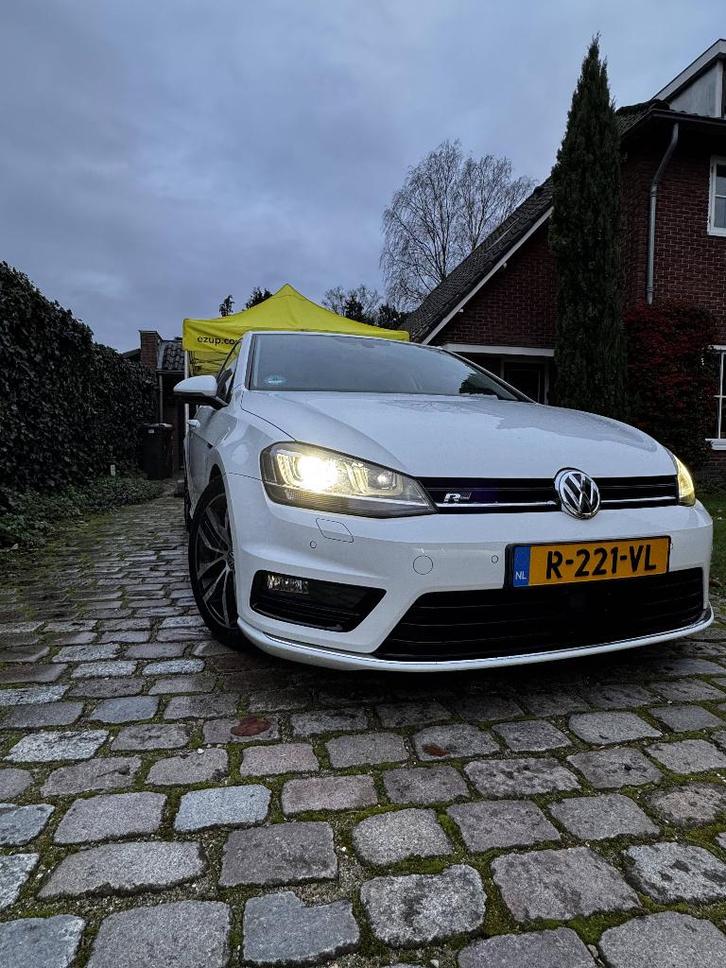 Volkswagen Golf 7 R-Line DSG, Auto's, Volkswagen, Particulier, Golf, ABS, Achteruitrijcamera, Airbags, Android Auto, Apple Carplay