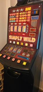 Gokkast - Simply Wild, Verzamelen, Automaten | Gokkasten en Fruitautomaten, Euro, Ophalen of Verzenden, Gebruikt, Met sleutels