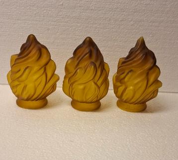 Vintage Glazen Lampenkappen - Set van 3 beschikbaar voor biedingen