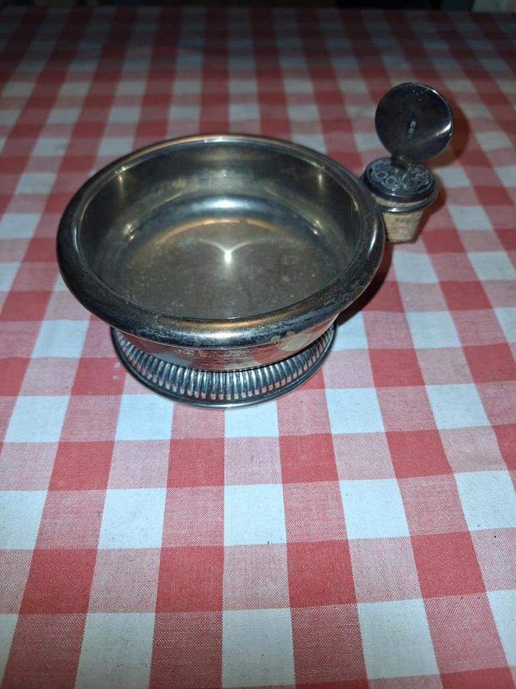 Drager fles wijn zilver rond sierlijke voet zilveren kurkdop, Antiek en Kunst, Antiek | Goud en Zilver, Zilver, Ophalen of Verzenden