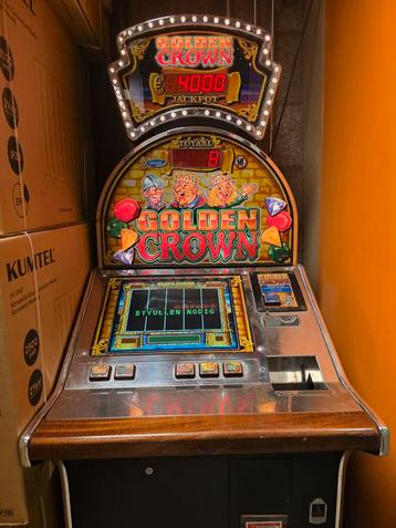 Golden Crown Gokkast - Werkt Perfect! beschikbaar voor biedingen