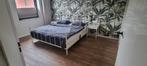 1,80 x 2,00 meter bedframe + bijbehorende nachtkastjes, Huis en Inrichting, Slaapkamer | Bedden, Ophalen, Gebruikt, Wit, Tweepersoons