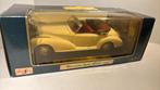 Mercedes benz 300 s wit maisto 1.18, Maisto, Ophalen of Verzenden, A, A