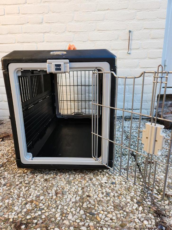 Inklapbare transportbox, Dieren en Toebehoren, Hondenbenches, Zo goed als nieuw, Ophalen
