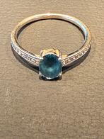 14 karaat witgouden ring met diamanten en Aquamarijn, Blauw, Ophalen of Verzenden, Met edelsteen, Dame