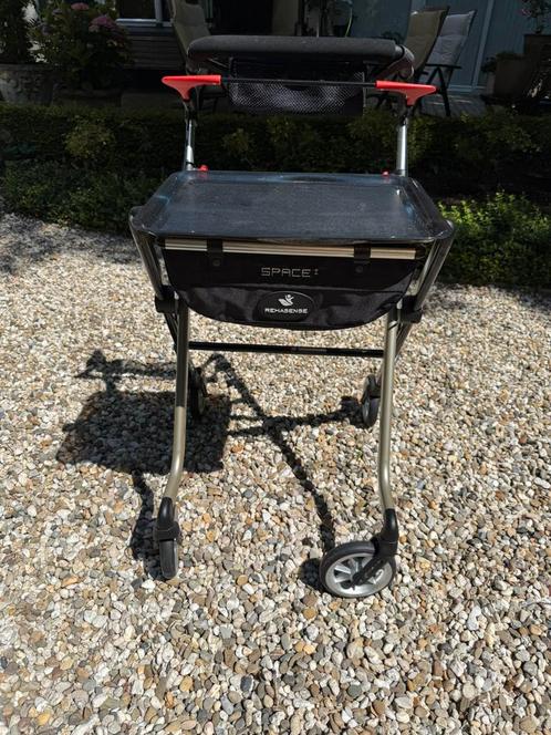 Rehasense model: Space1 binnenhuis rollator., Diversen, Rollators, Zo goed als nieuw, Ophalen of Verzenden