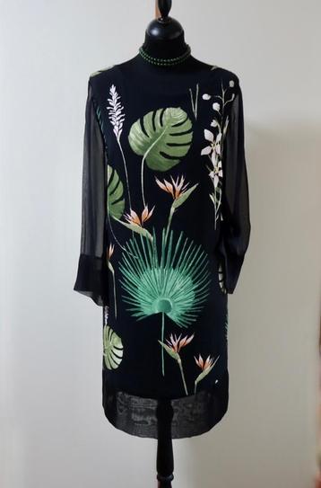 Mooie jurk van Ana Alcazar maat 40 beschikbaar voor biedingen