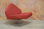 ZGAN Unieke rode stoffen Leolux Wibber design draaifauteuil, Leolux, Leolux, Design, 75 tot 100 cm
